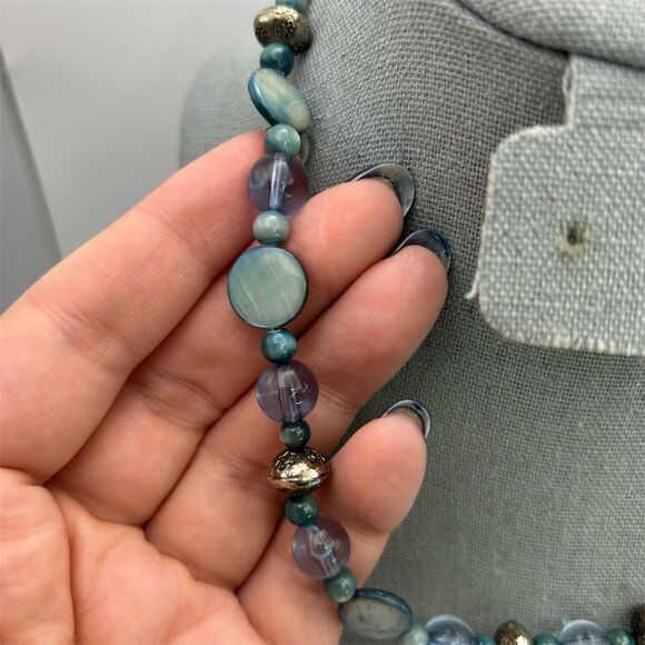 Vintage Frosted Pale Blue Opalite-Style Glass Beaded Short Necklace 18" - Picture 5 of 11